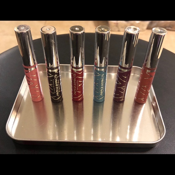 “Hard Candy” Daring Lip Gloss Set - Picture 3 of 4